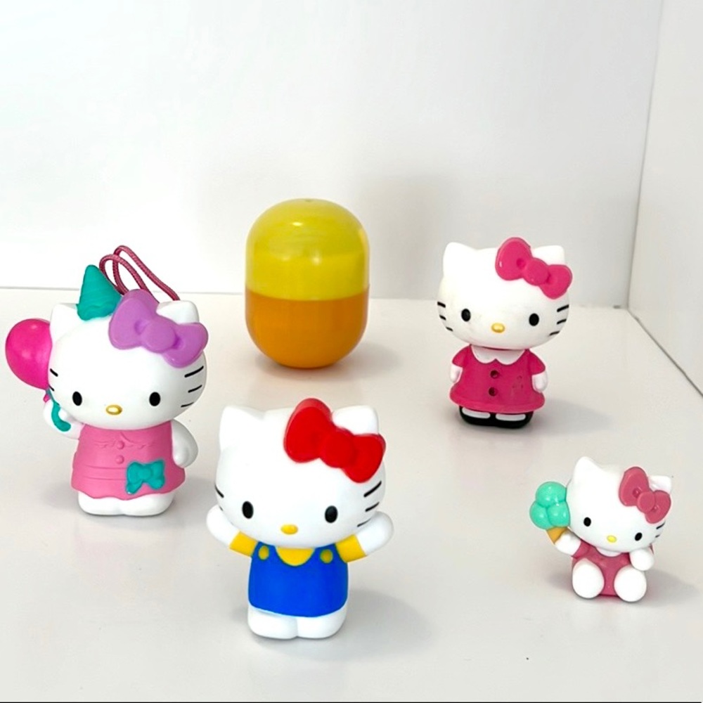 Hello Kitty and Friends by Sanrio Toy Set Lot of 4 Figures